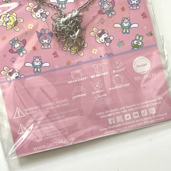 🆕 🎉 hello kitty & friends easter egg necklace & easter egg earrings set - Picture 9 of 16